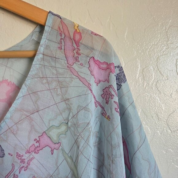 Show Me Your Mumu World Tour Peta Tunic Map Print Blue Size Medium Chiffon Sheer - Picture 6 of 9